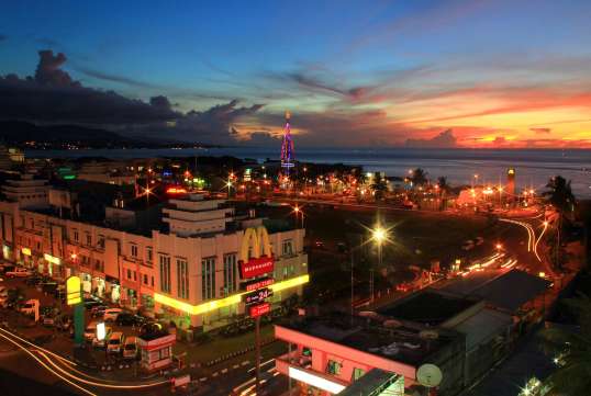 boulevard manado