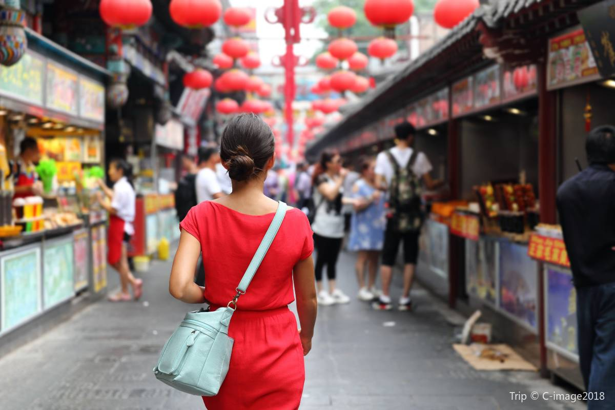 2. Stroll Through the Bustling Wangfujing Street