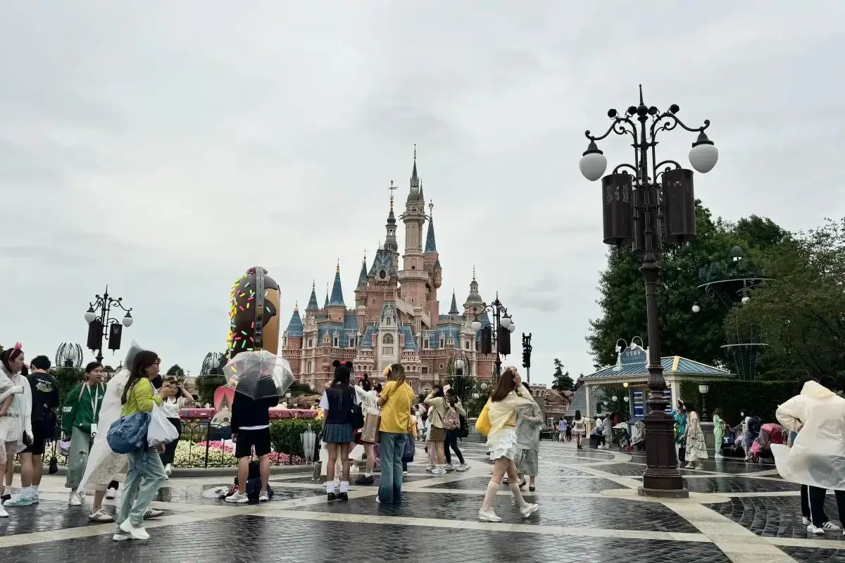 天気が悪いとき上海ディズニーはどうなる？