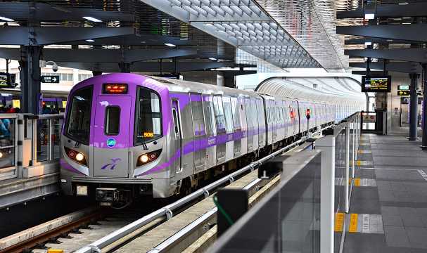 Taoyuan Airport MRT Express Train (Purple)