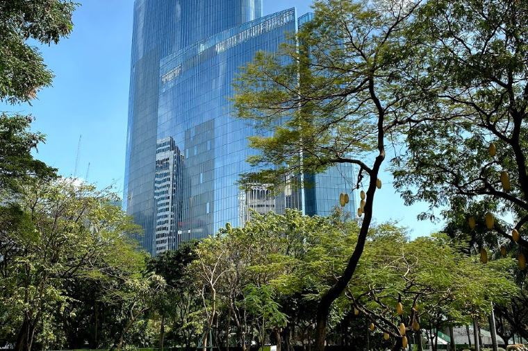 Getting To & Around Makati