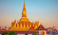 พระธาตุหลวง (Pha That Luang)
