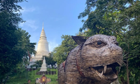 วัดพนม (Wat Phnom)