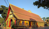 วัดสีเมือง (Wat Si Muang)