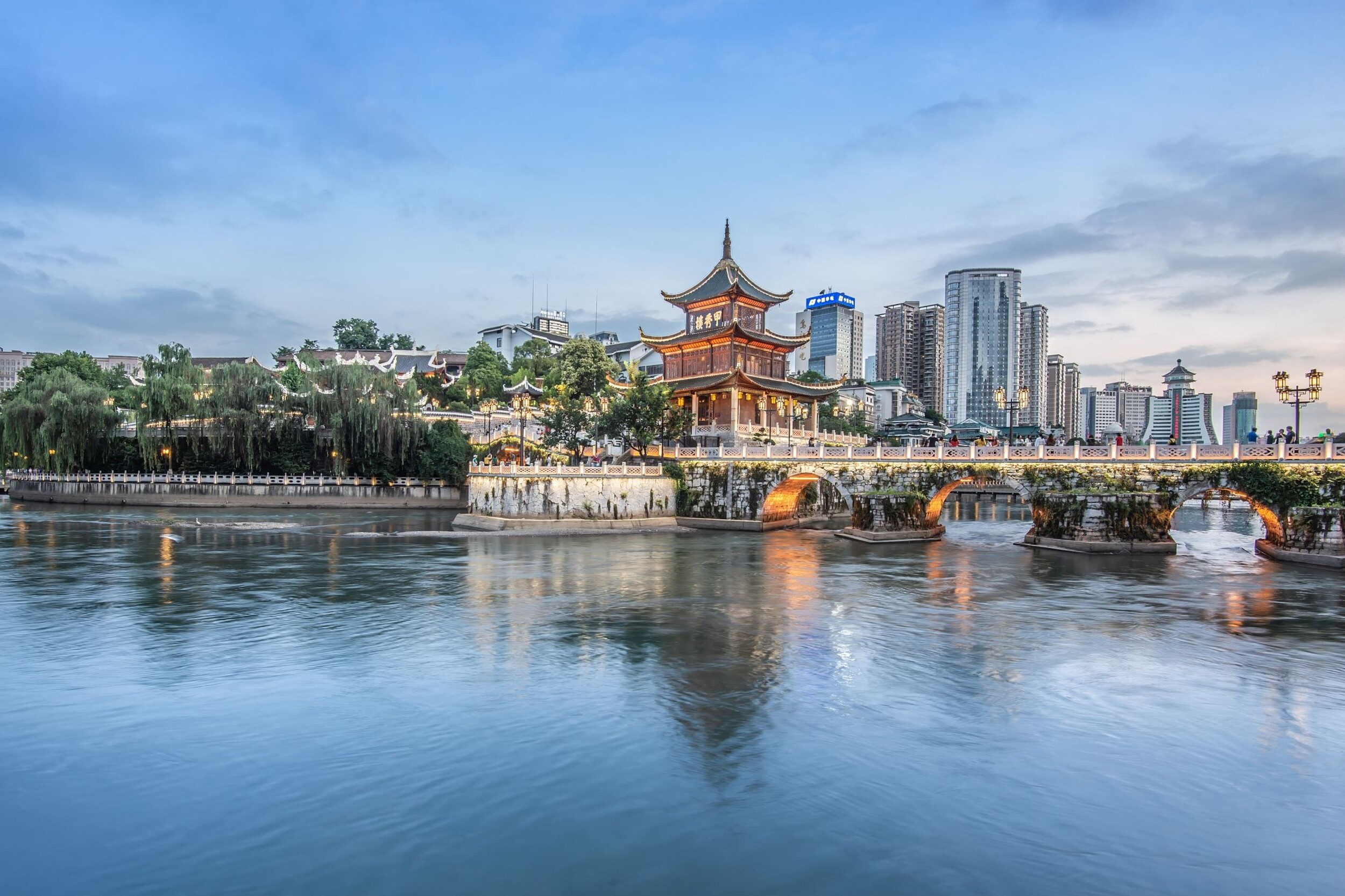 Soar Into Summer, Discover Guizhou