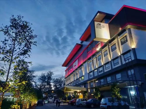 Tsr Seafront Hotel Exterior Photos