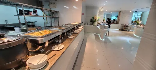 Pattaya Discovery Beach Hotel Restauration Photos