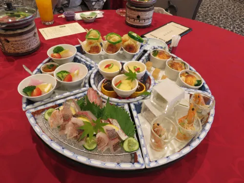 Inasayama Kanko Hotel Restauration Photos