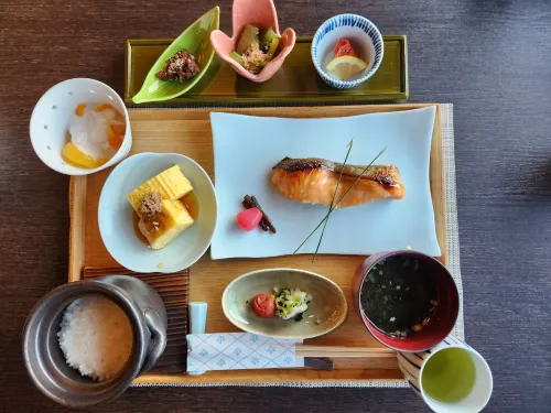 Ubuya Restauration Photos