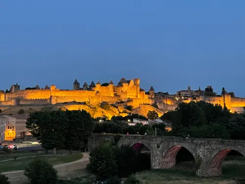 SOWELL HÔTELS Les Chevaliers À proximité de l'hôtel Photos