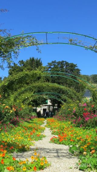 3D2N • Loire Valley, France - Paris & Deauville & Caen & Loire Valley