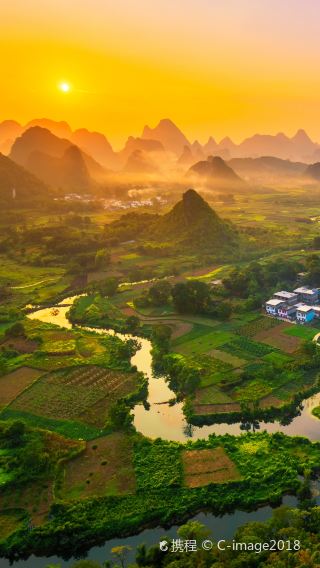 6D5N • Emperor voyage: China & Guilin & Yangshuo & Li River Scenic Area & Longji Rice Terraces: all tips included