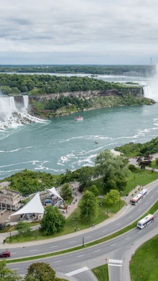 2D1N • Toronto Round Trip: Niagara Falls - Niagara City Cruises & Niagara-on-the-Lake + Toronto One Day Free Time