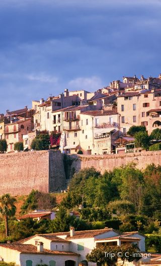 5D4N • France+Nice+Aix-en-Provence+Avignon+Marseille+Cannes+Antibes+Abbaye de Sénanque+Palais des Papes+Château des Baux-de-Provence+Notre-Dame de la Garde