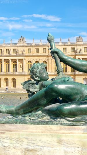 7D6N • France + Paris + Palace of Versailles + Germany + Berlin + Bode Museum