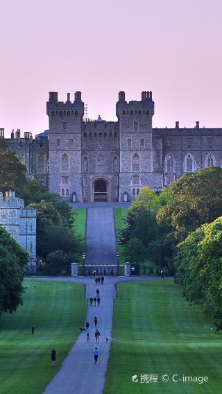 3D2N • United Kingdom + Cambridge + Seven Sisters Cliffs + Oxford + Windsor + London