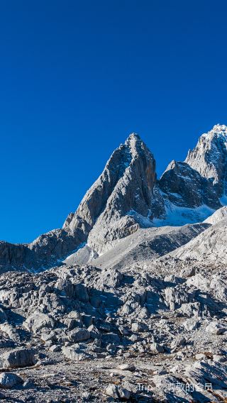 9D8N • Kunming + Dali + Lijiang + Shangri-La + Balagezong Scenic Area: Dali Ancient Town + Tiger Leaping Gorge + Dukezong Ancient City + Songzanlin Monastery + Yulong Snow Mountain