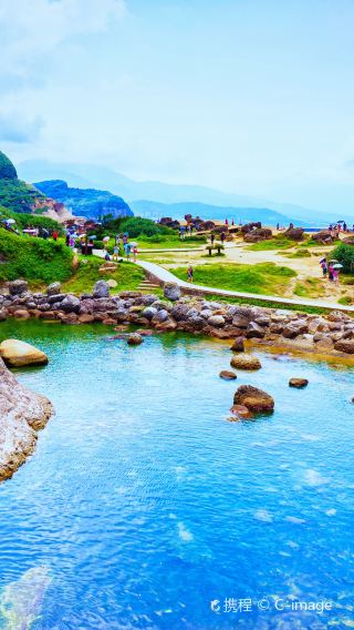6D5N • Taipei + Yehliu Geopark + Sun Moon Lake + Gaomei Wetlands + Qingjing Farm + Hot air balloon experience