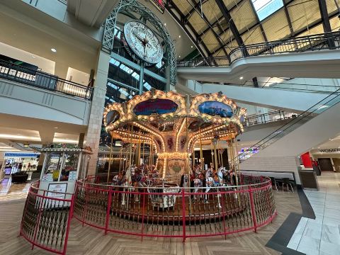 Mall of Georgia interior, Gwinnett County