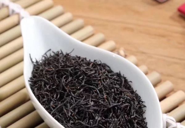 Chongqing’s Bàbà Tea