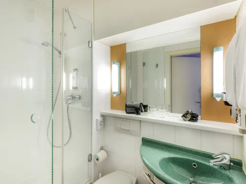Ibis Ulm City Rooms Photos