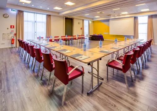 Holiday Inn Bologna - Fiera Espaces Affaires Photos