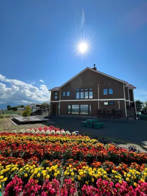 Shooting Star the Bed & Breakfast Featured Photos
