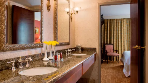 Victoria Marriott Inner Harbour Rooms Photos