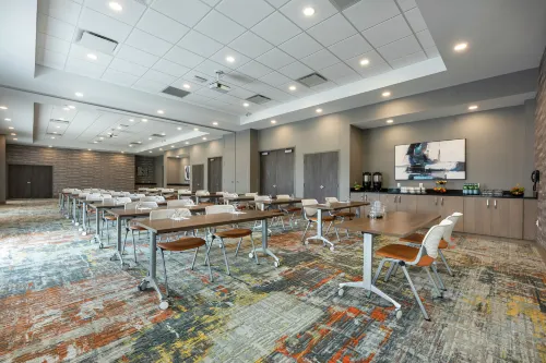 Hampton Inn & Suites by Hilton Charlottetown, PEI Business Facilities Photos