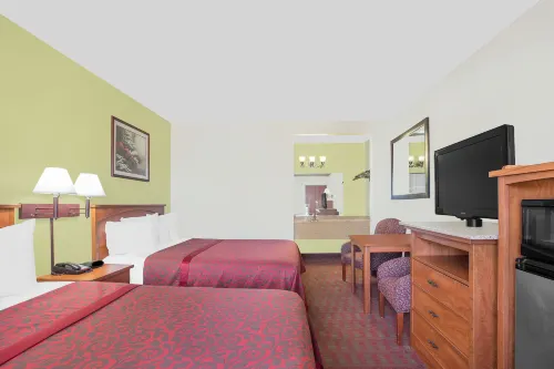 Days Inn by Wyndham Turlock Photos