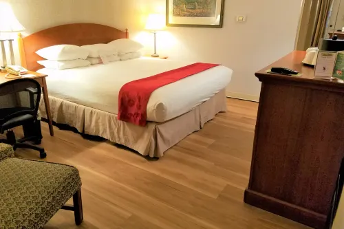 Ramada by Wyndham State College Hotel & Conference Center Chambres Photos
