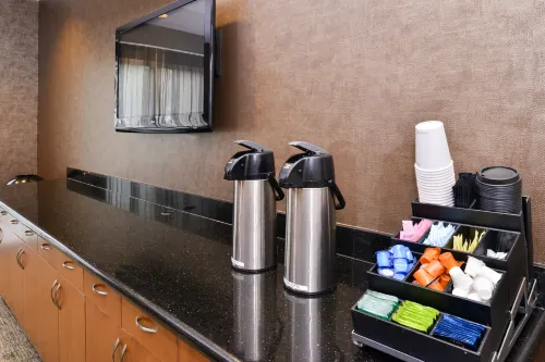SpringHill Suites Corona Riverside Restauration Photos