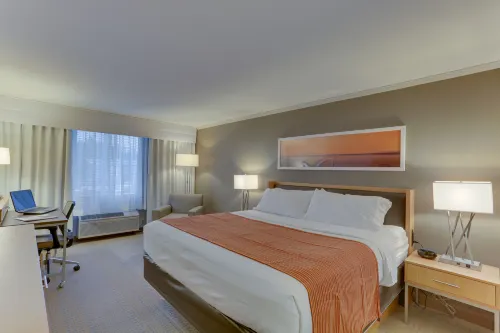 Holiday Inn Express Spokane Airport Kamar Photos