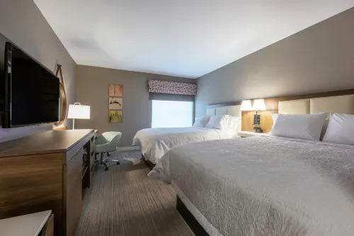 Hampton Inn & Suites by Hilton Charlottetown, PEI Rooms Photos