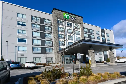 Holiday Inn Express & Suites Aurora Exterior Photos