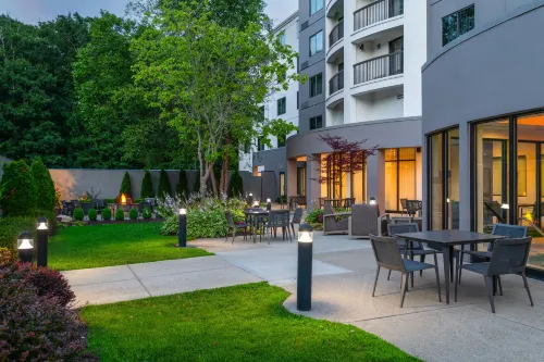 Courtyard Providence Lincoln Espaces publics Photos