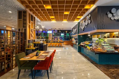 BATIQA Hotel Karawang Makanan Photos