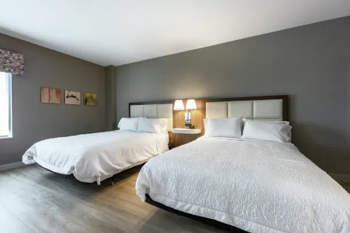 Hampton Inn & Suites by Hilton Charlottetown, PEI Huoneet Photos