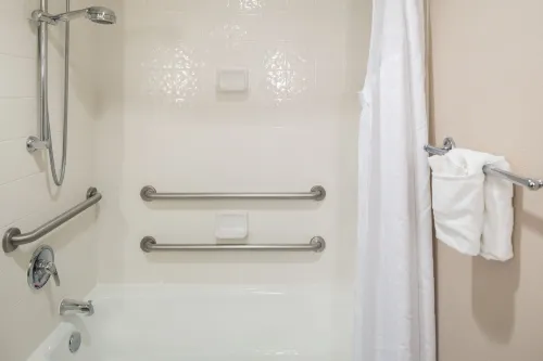 Holiday Inn Express Spokane Airport Kamar Photos