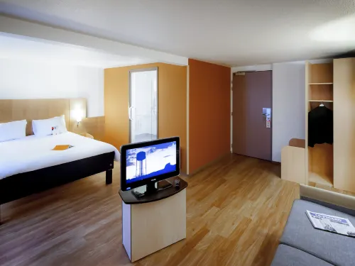 Ibis Maisons Laffitte Rooms Photos