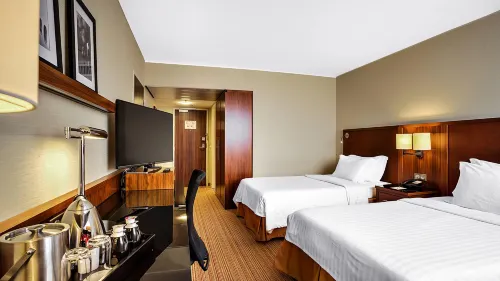 Courtyard by Marriott Toulouse Aéroport Chambres Photos