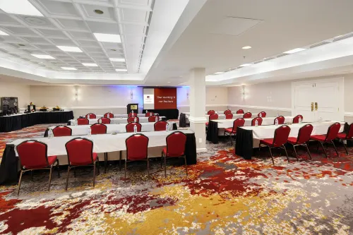 DoubleTree by Hilton Hotel Dallas Near the Galleria Business Facilities Photos