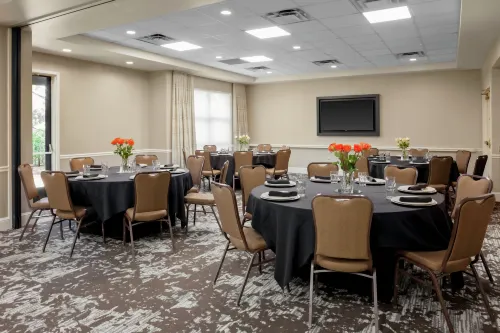 Hilton Garden Inn Atlanta Perimeter Center Restauration Photos
