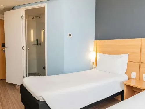 ibis Chapeco Rooms Photos