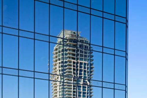 Element Vancouver Metrotown Exterior Photos