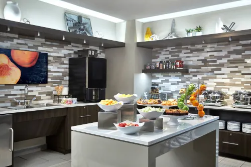 Renaissance Chicago Glenview Suites Hotel Restauration Photos