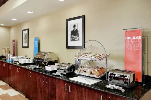Hampton Inn Indianapolis Northwest - Park 100 Restauration Photos