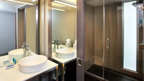 Aloft Atlanta Downtown Rooms Photos