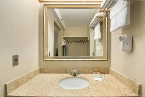 Ramada by Wyndham Raleigh Photos