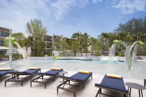 Le Méridien Phuket Mai Khao Beach Resort (Marriott International) Здоровье и отдых Photos